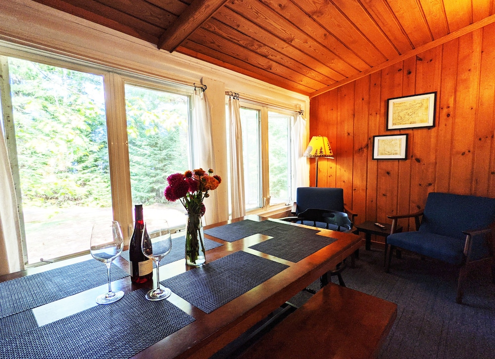 Bigfoot's Sanctuary #13 | Lake View (Premiere Resort Amenities Included!) photo 3