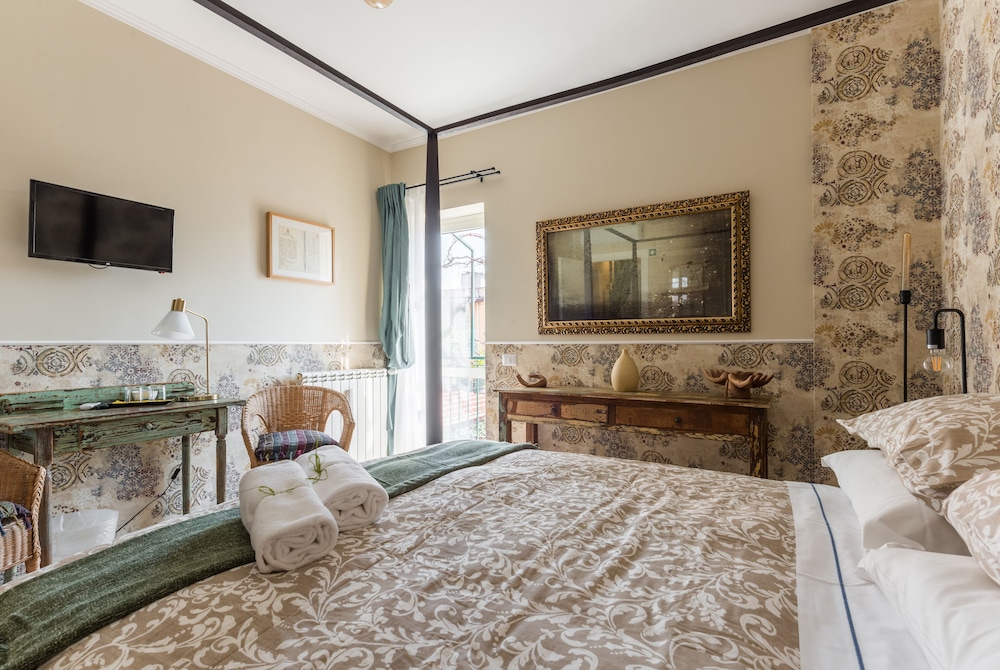 Club Double Room, Non Smoking, Ensuite (1) photo 2