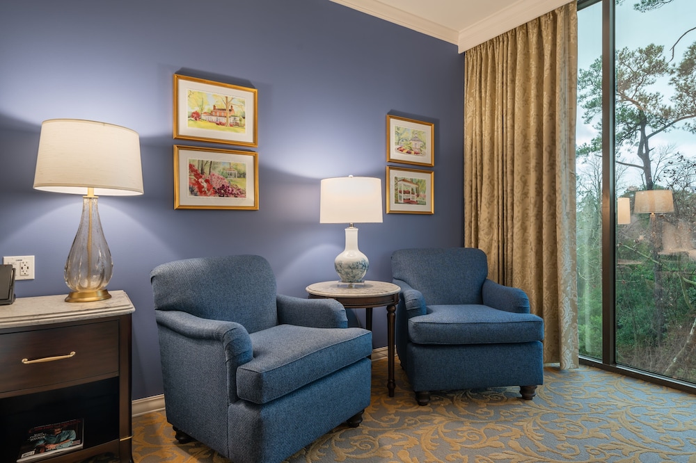 Traditional Room, Multiple Beds, Corner - Photo 3
