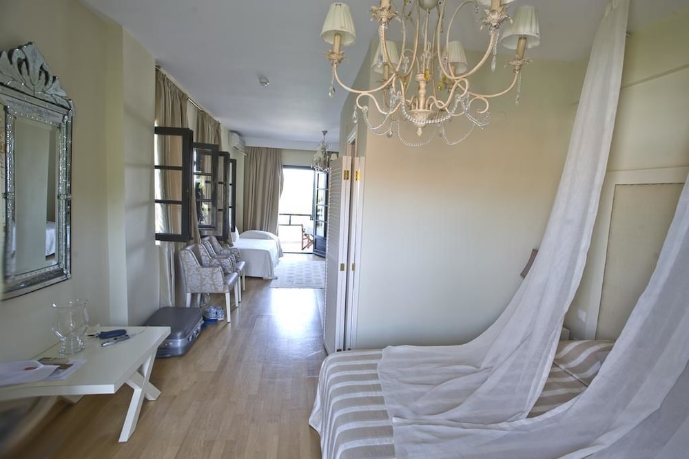 Junior Suite, Balcony, Sea View photo 3