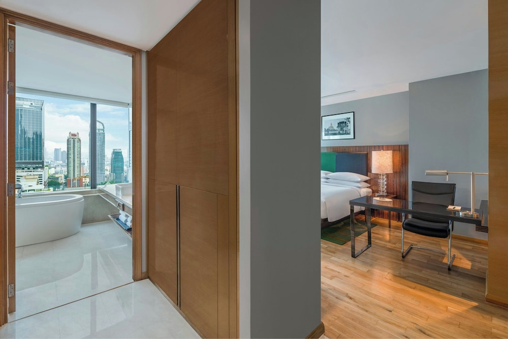 Junior Studio Suite, 1 King Bed, Non Smoking