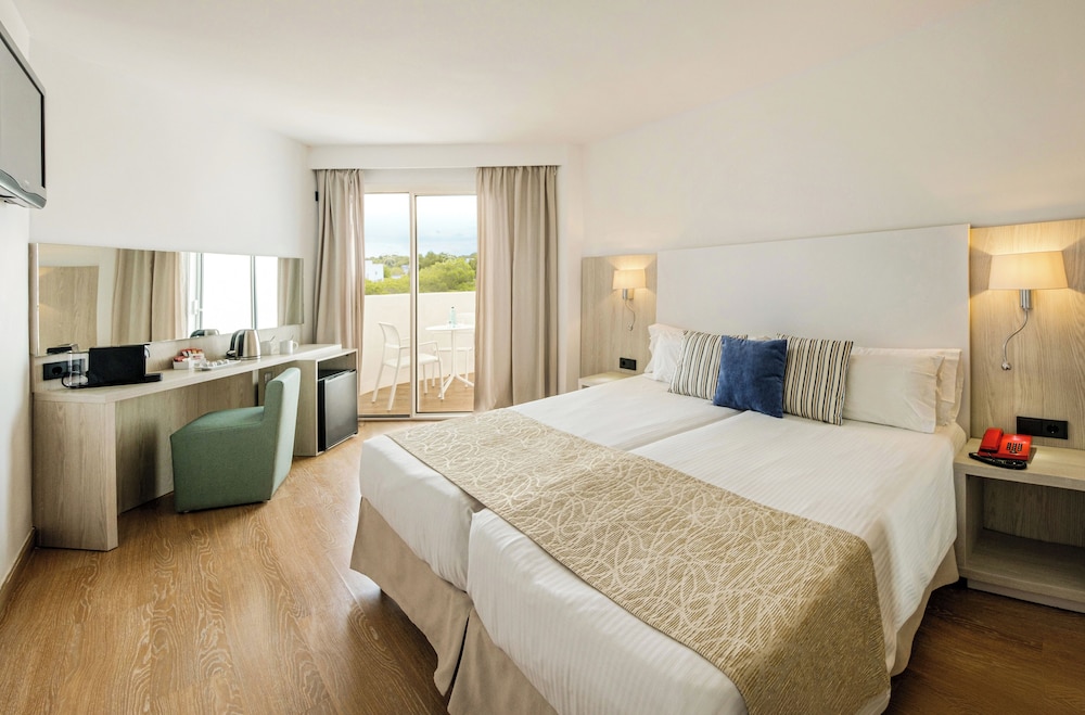 Double Room, Partial Sea View photo 2
