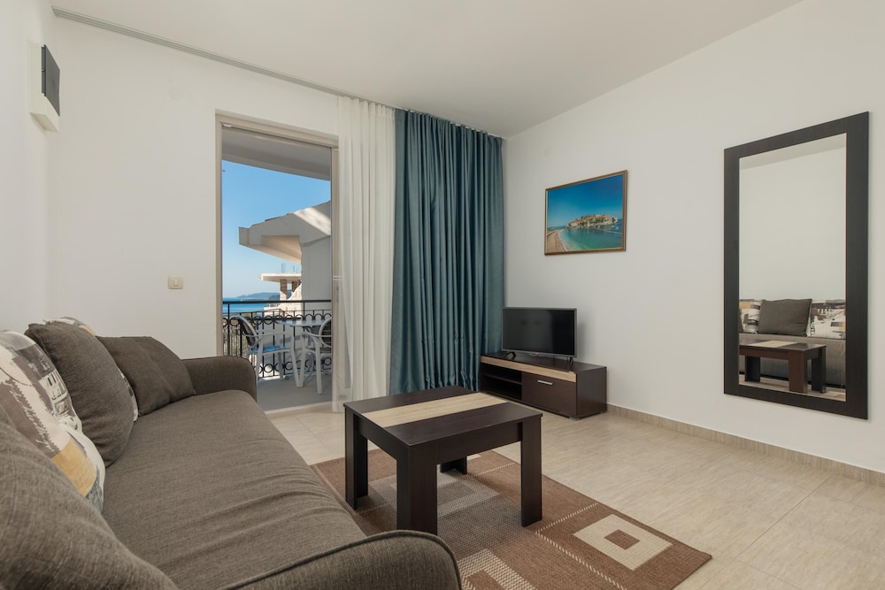 Apartment, 1 Bedroom, Partial Sea View, Sea Facing