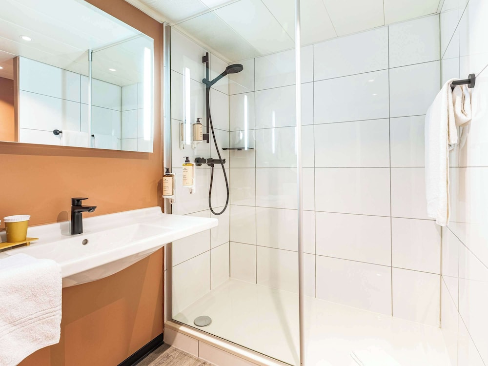 Superior Room, 2 Twin Beds, Park View - Photo 4