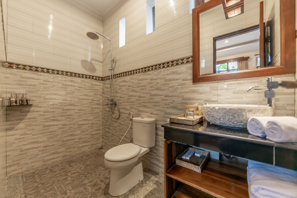 Standard Double Room - Photo 9