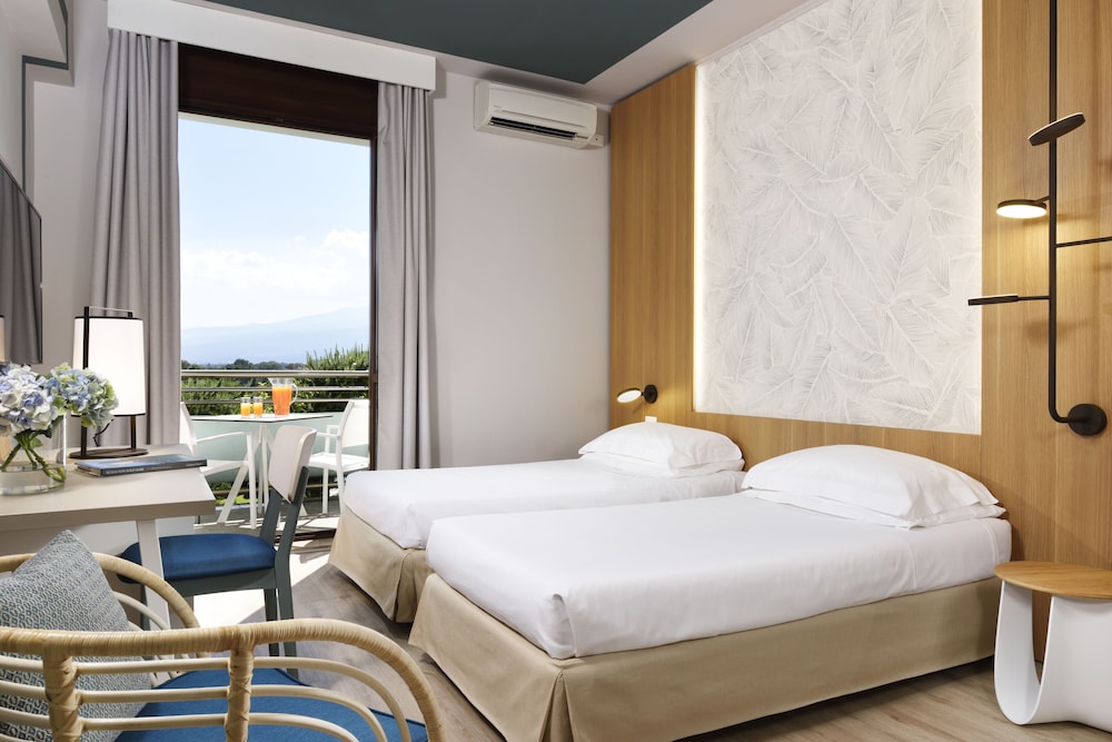 Premium Double Room In Hotel - Photo 4