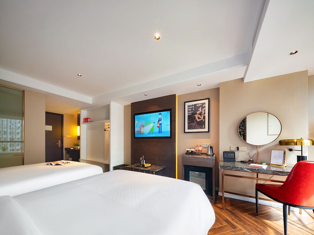 Deluxe Twin Room photo 3