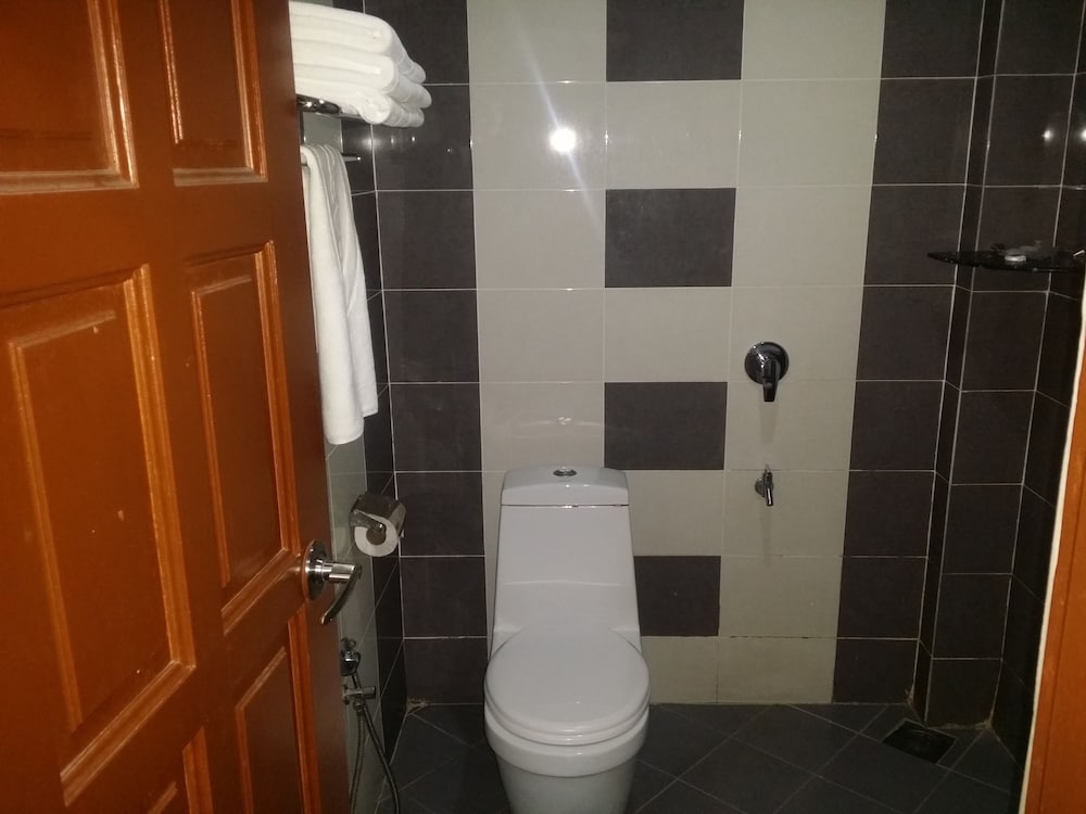 Standard Room (Situated in the building across) - Photo 2