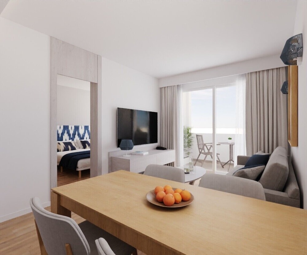 Apartamento Superior, 1 Dormitorio, Balcón (2 Adultos + 1 Niño)