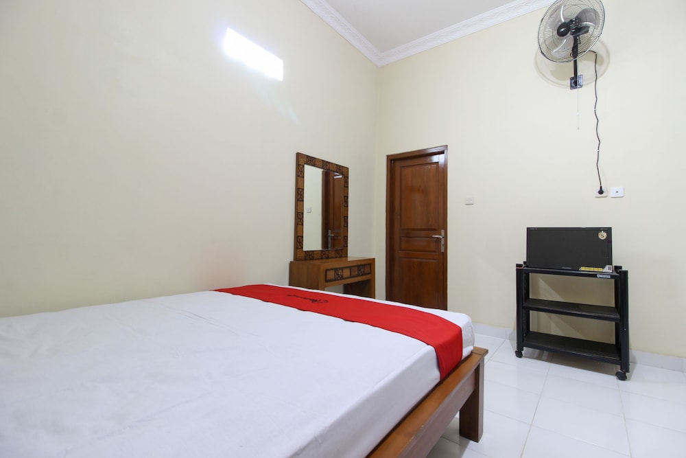 Double Room - Photo 10