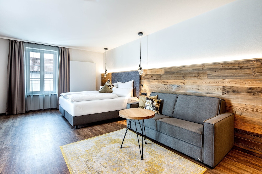 Exclusive Studio Suite