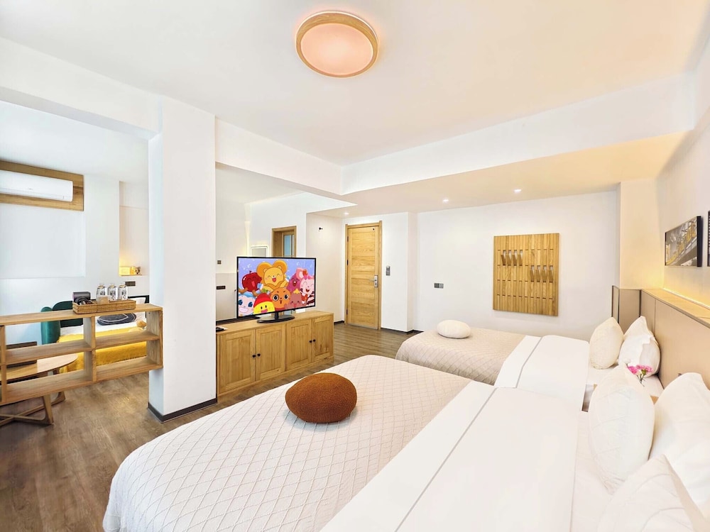 Family Quadruple Room, Mountain View