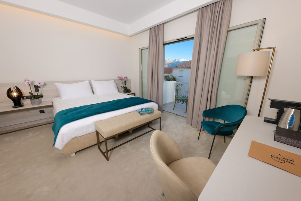 Deluxe Room, Accessible photo 2