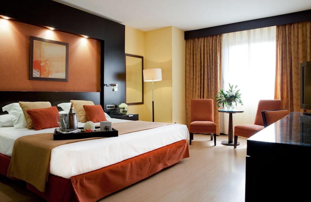 Standard Double Room, 2 Twin Beds - Photo 3