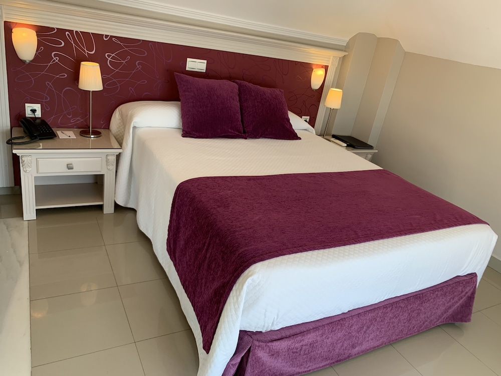 Panoramic Double Room, Terrace, Sea View photo 2