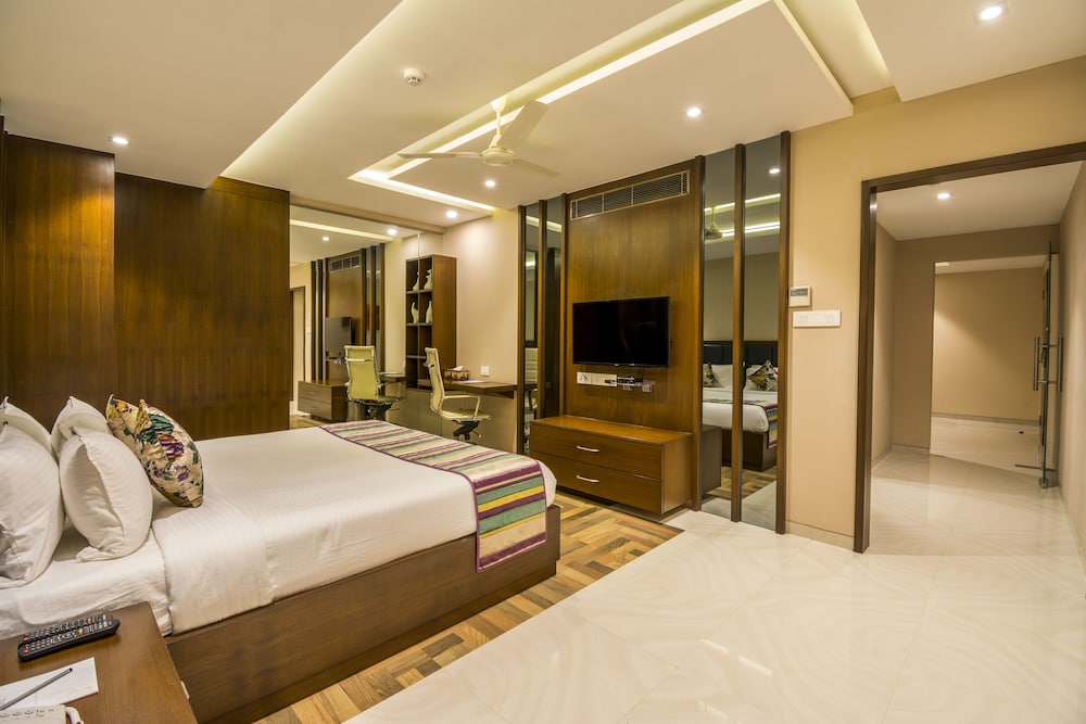 Business Suite photo 1