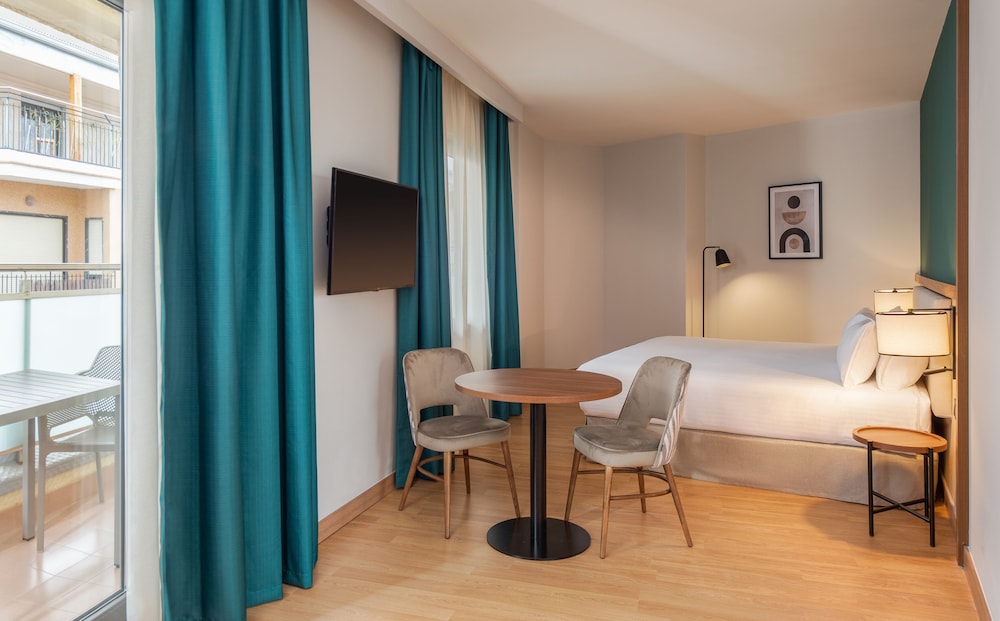 Superior Room - Photo 1