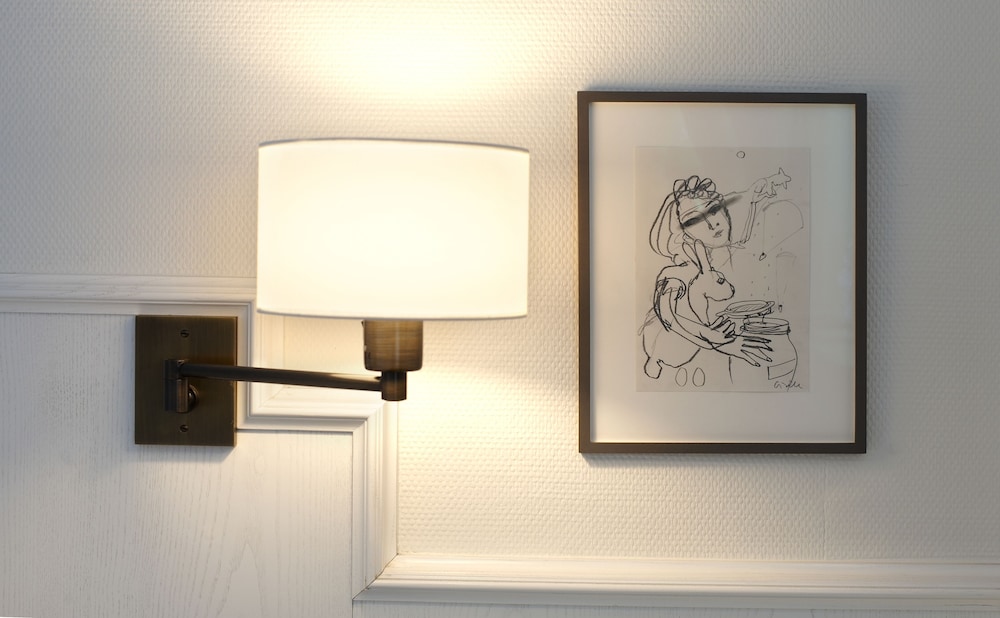 Economy Double Room thumbnail 5