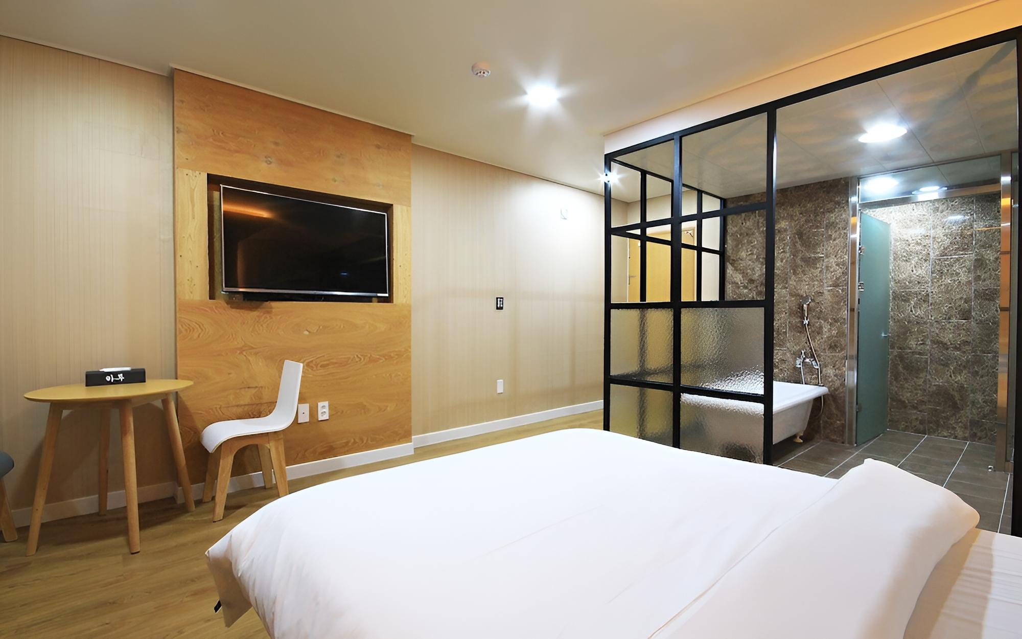 Room (Semi-Special Room) - Photo 15