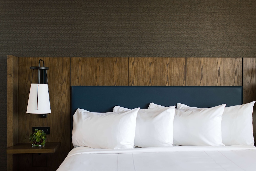 Superior Room, 1 King Bed - Photo 2