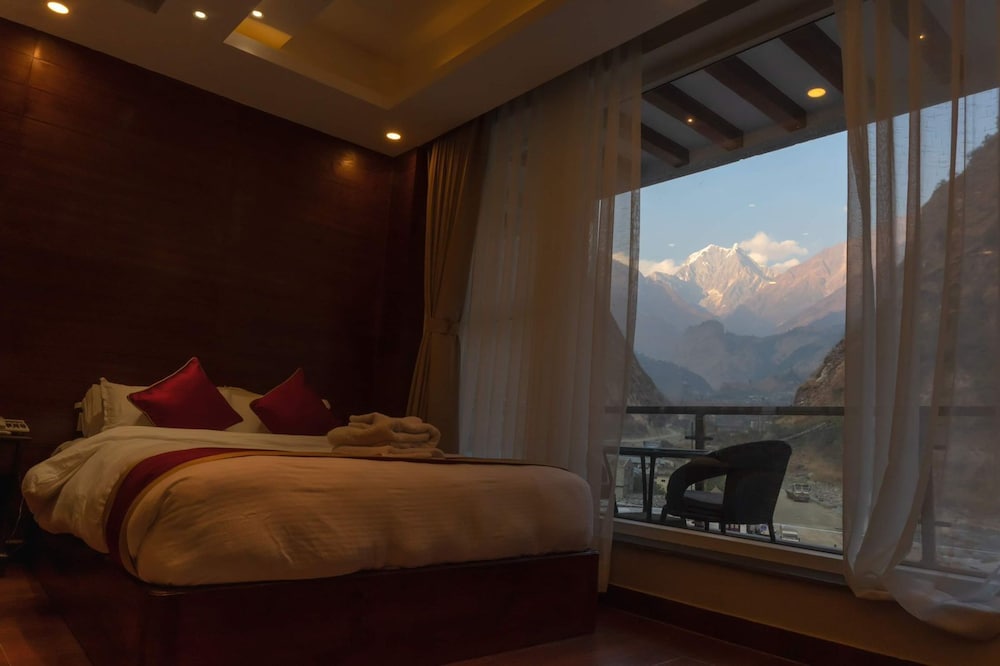 Luxury Room, Multiple Beds photo 2
