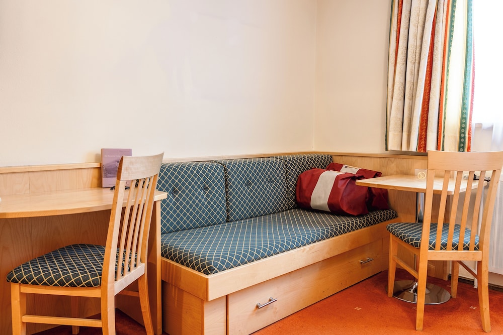 Classic Double Room, Mountain View photo 3