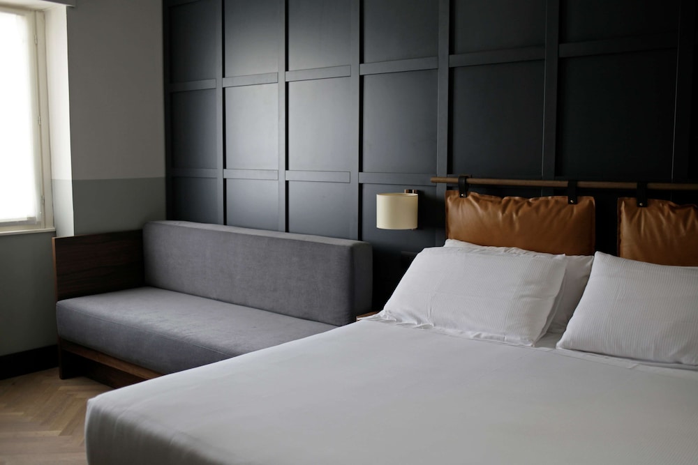 Spacious Triple Room photo 3