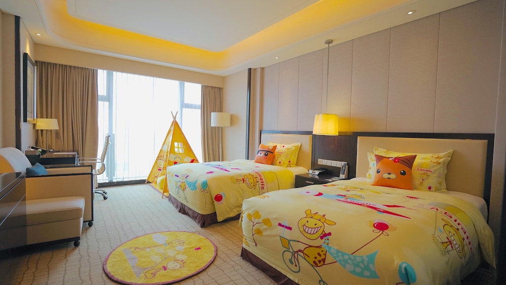 Standard Room, 2 Double Beds, River View