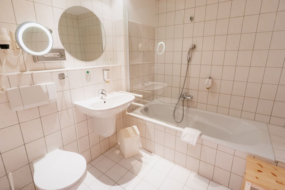 Basic Double Room - Photo 18