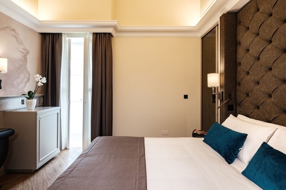 Presidential Double Room photo 3