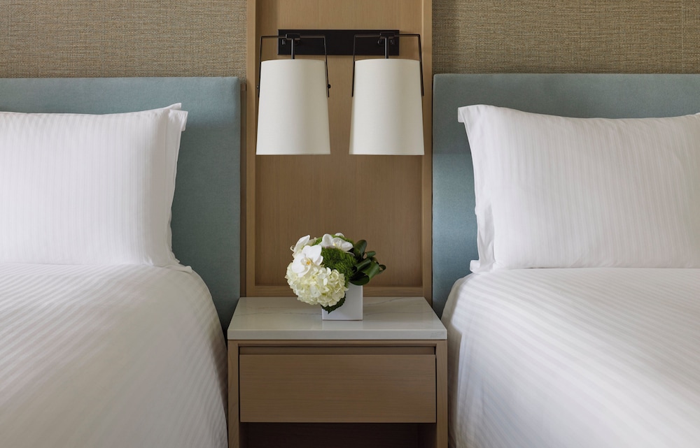 Ocean Front Double Suite with Balcony
