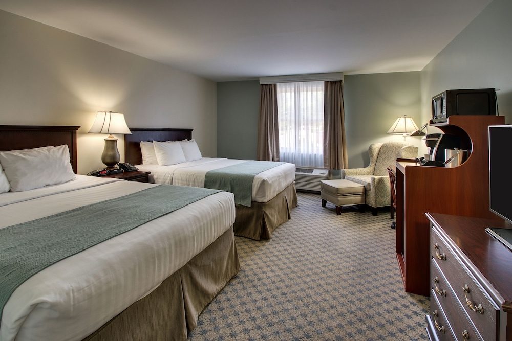Room, 2 Queen Beds, Accessible photo 2