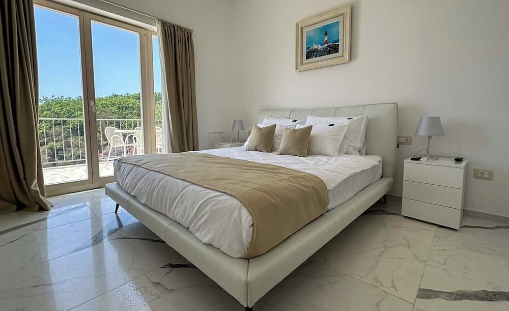 Executive Apartment photo 2