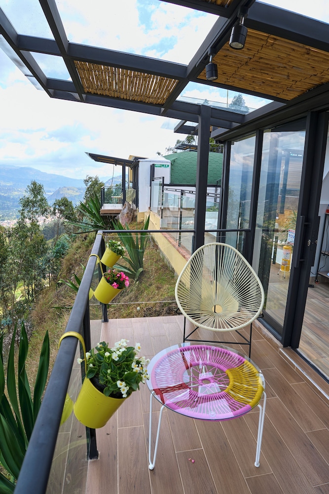 Honeymoon Bungalow photo 1