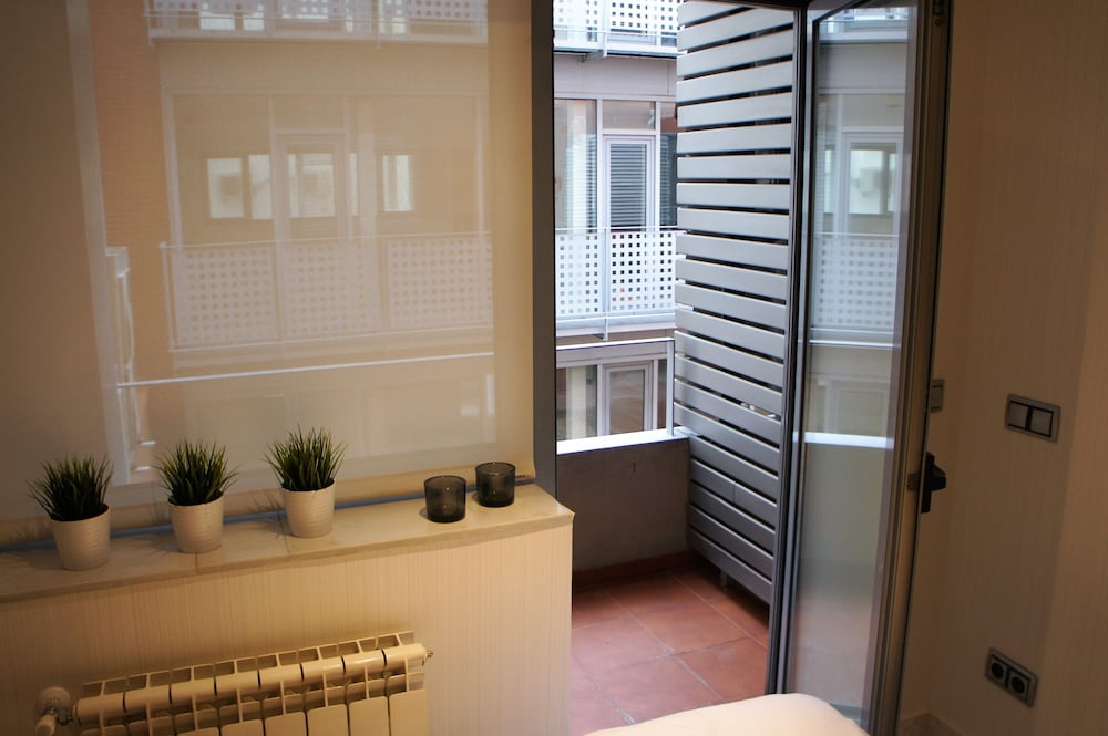 Apartment, 1 Bedroom, Balcony photo 2