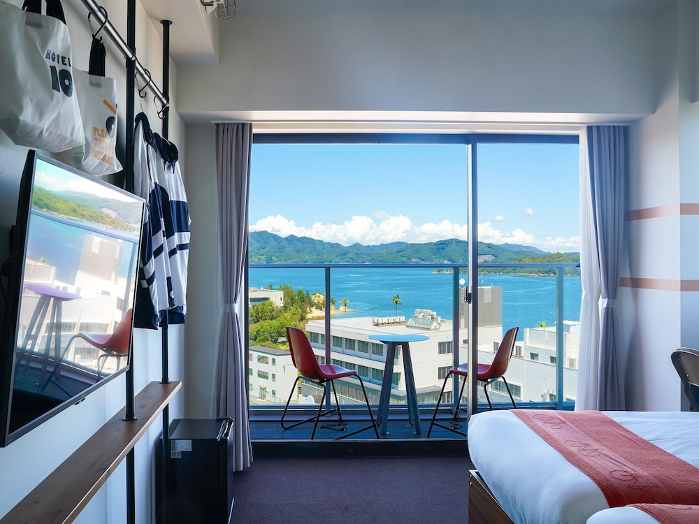 Superior Twin Room, Balcony, Ocean View - Photo 5