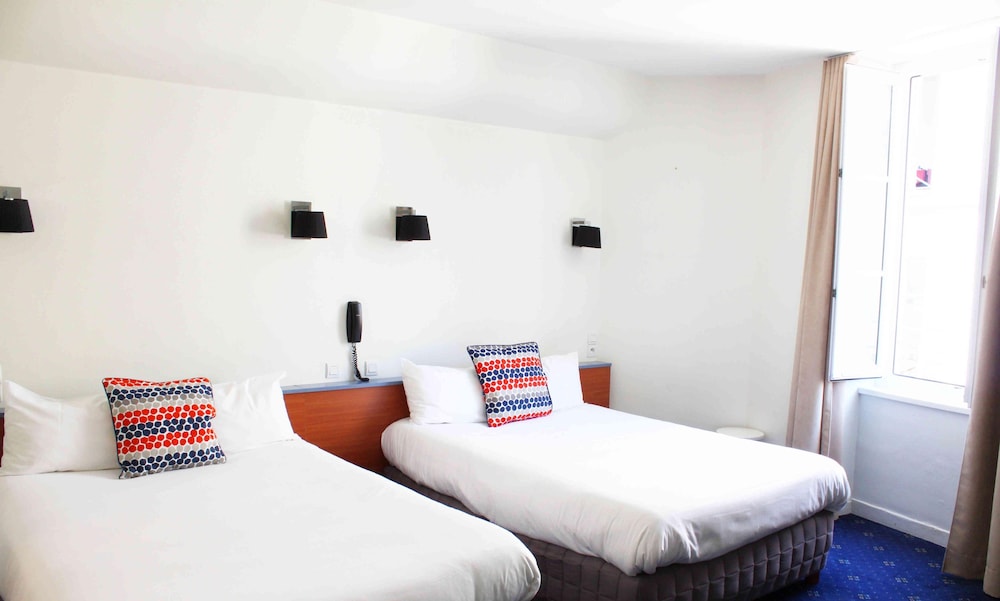 Quadruple Room, 2 Double Beds photo 1