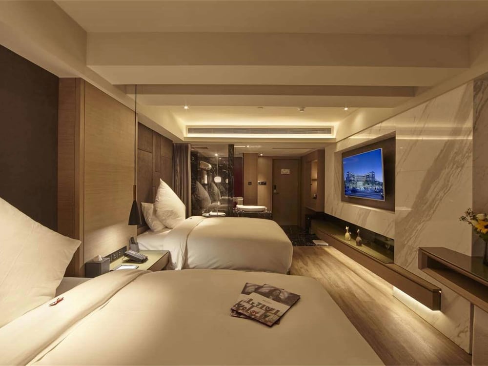 Deluxe Room, 2 Twin Beds photo 1