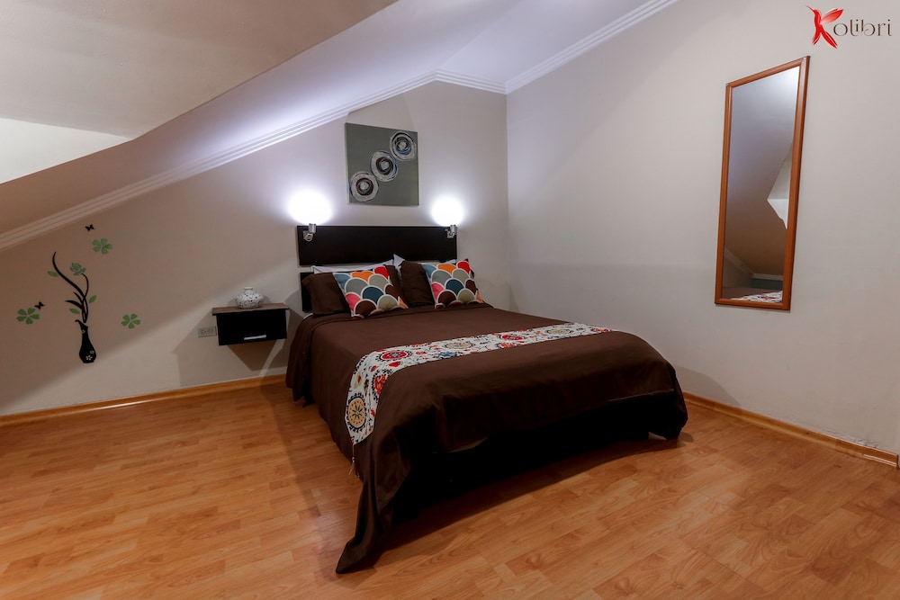 Economy Double Room, Shared Bathroom photo 2
