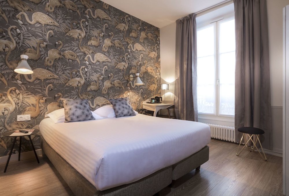 Standard double room, Courtyard view photo 3