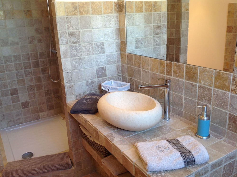 Double Room (Mimosa) photo 3
