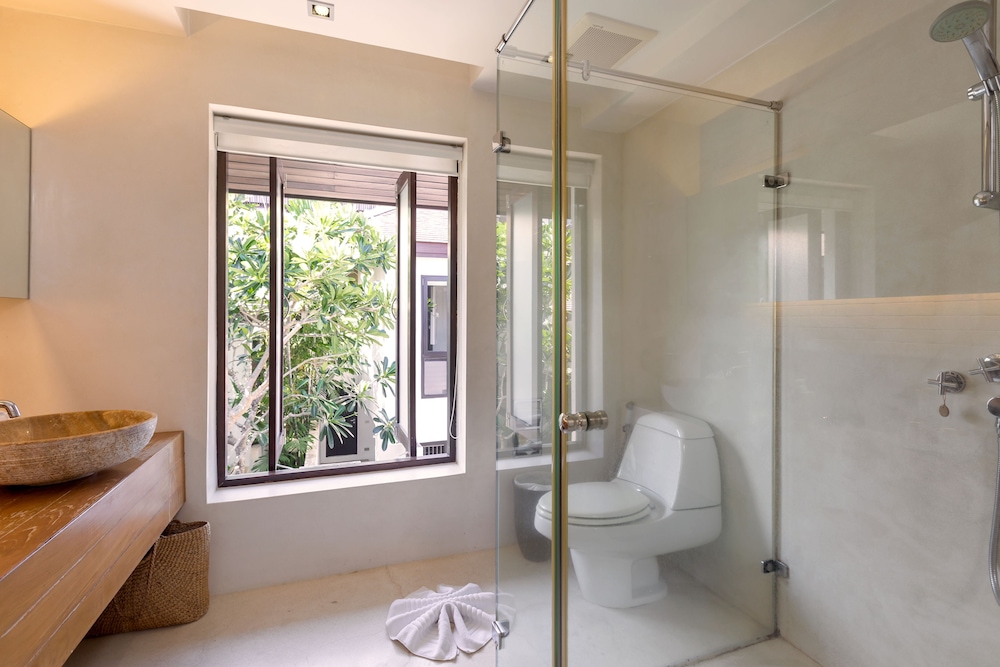 Three Bedroom Suite Pool Villa Sea with Free Minibar - Photo 6