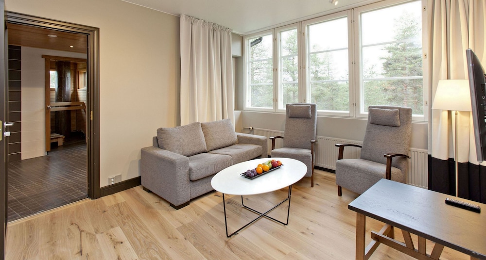 Suite with Sauna - Photo 1