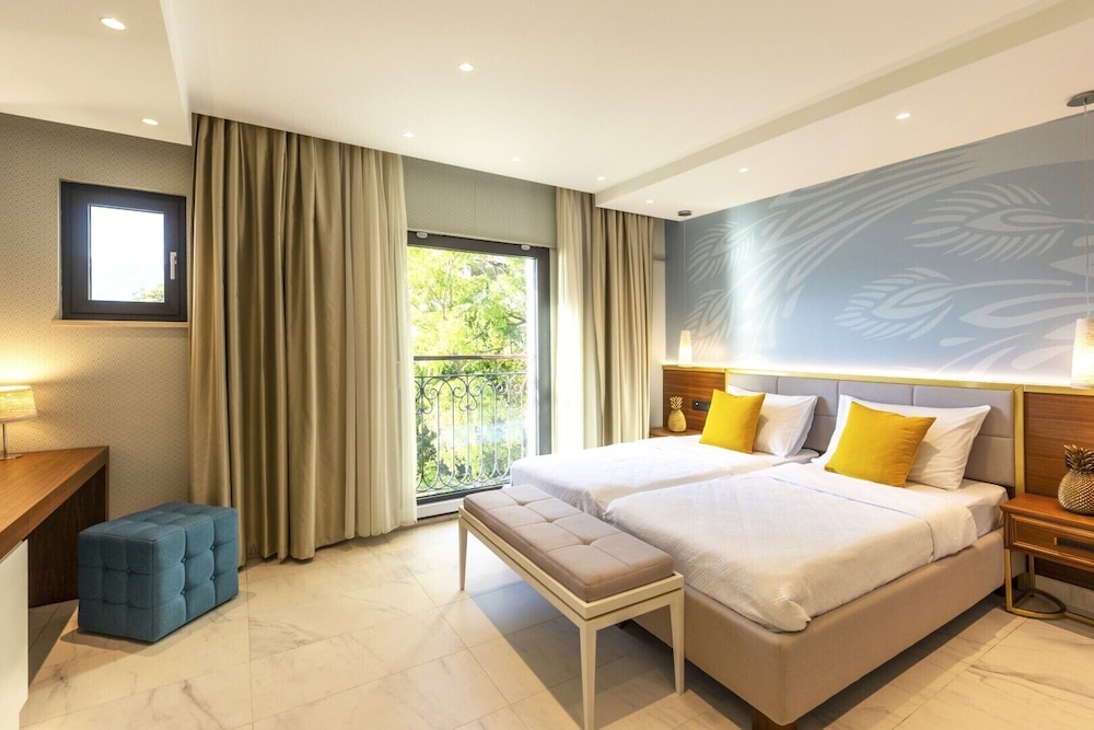 Deluxe Double Room, Bay View photo 2