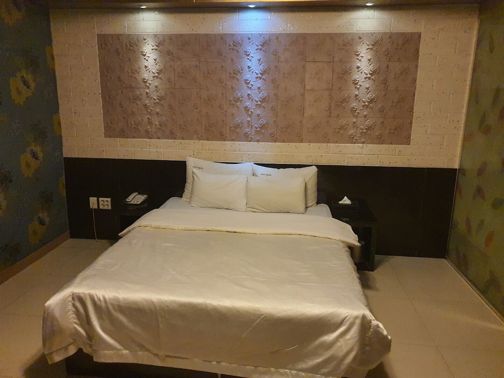 Basic Room photo 1