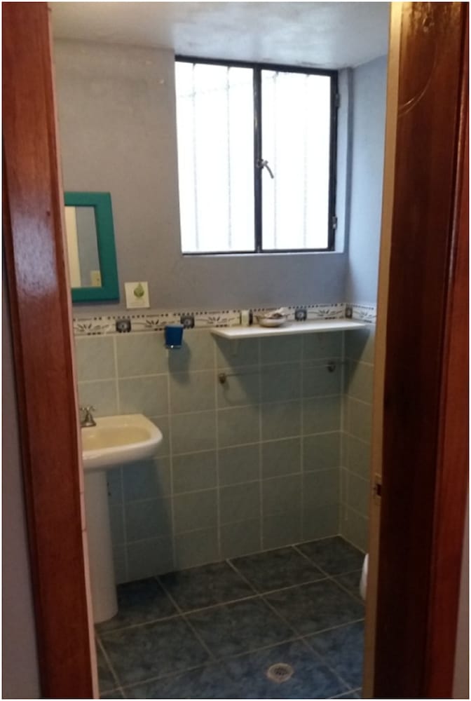 Standard Room, 1 Bedroom, Private Bathroom, Mountain View photo 2