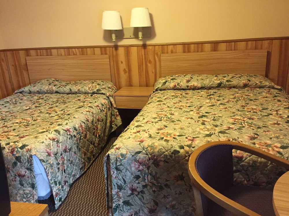 Standard Room, 2 Double Beds photo 1
