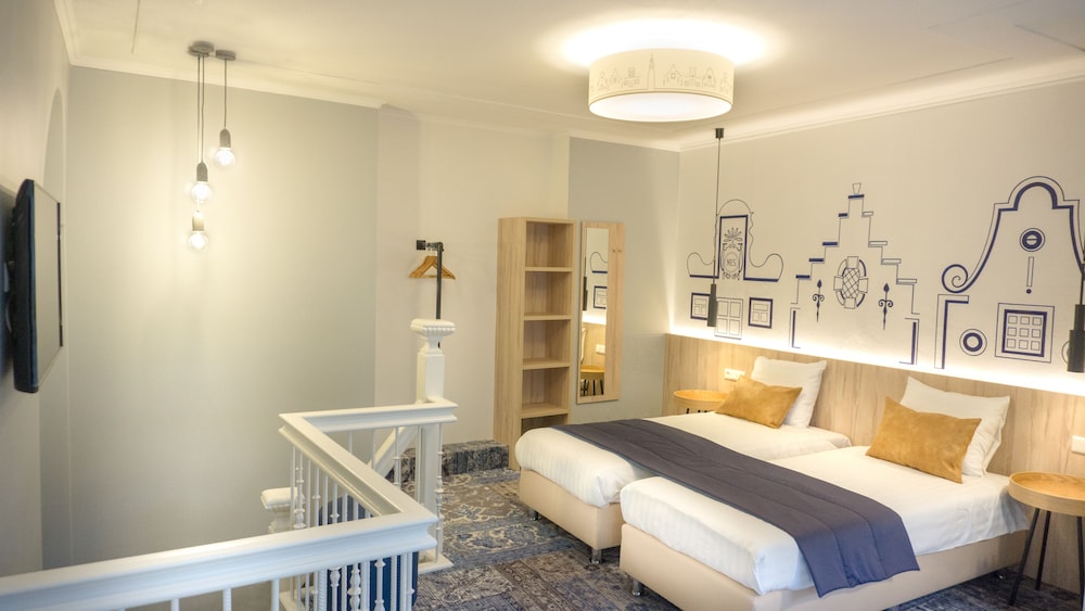 Deluxe Quadruple Room, 2 Bedrooms, Canal View photo 1
