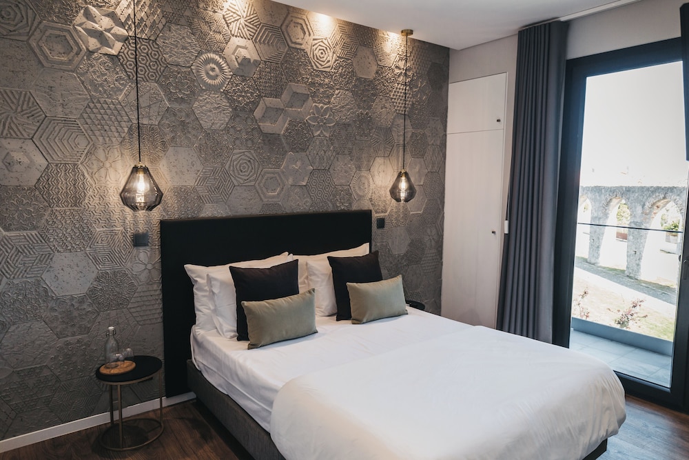 Deluxe Double Room, Balcony, City View