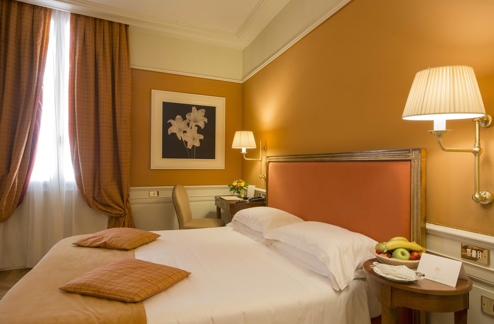 Classic Double Room, 1 King Bed - Photo 7